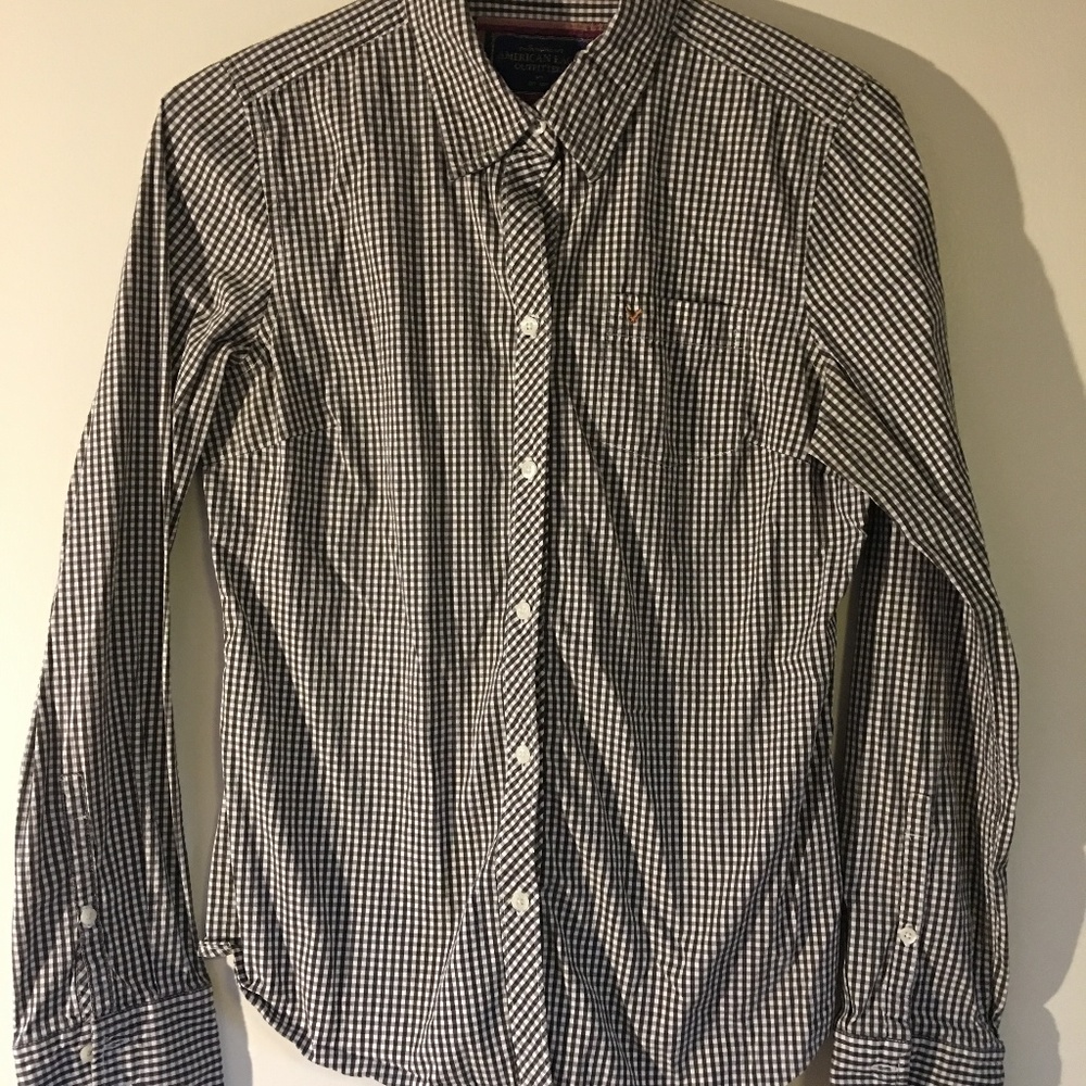 American Eagle Outfitters Button Down Shirt